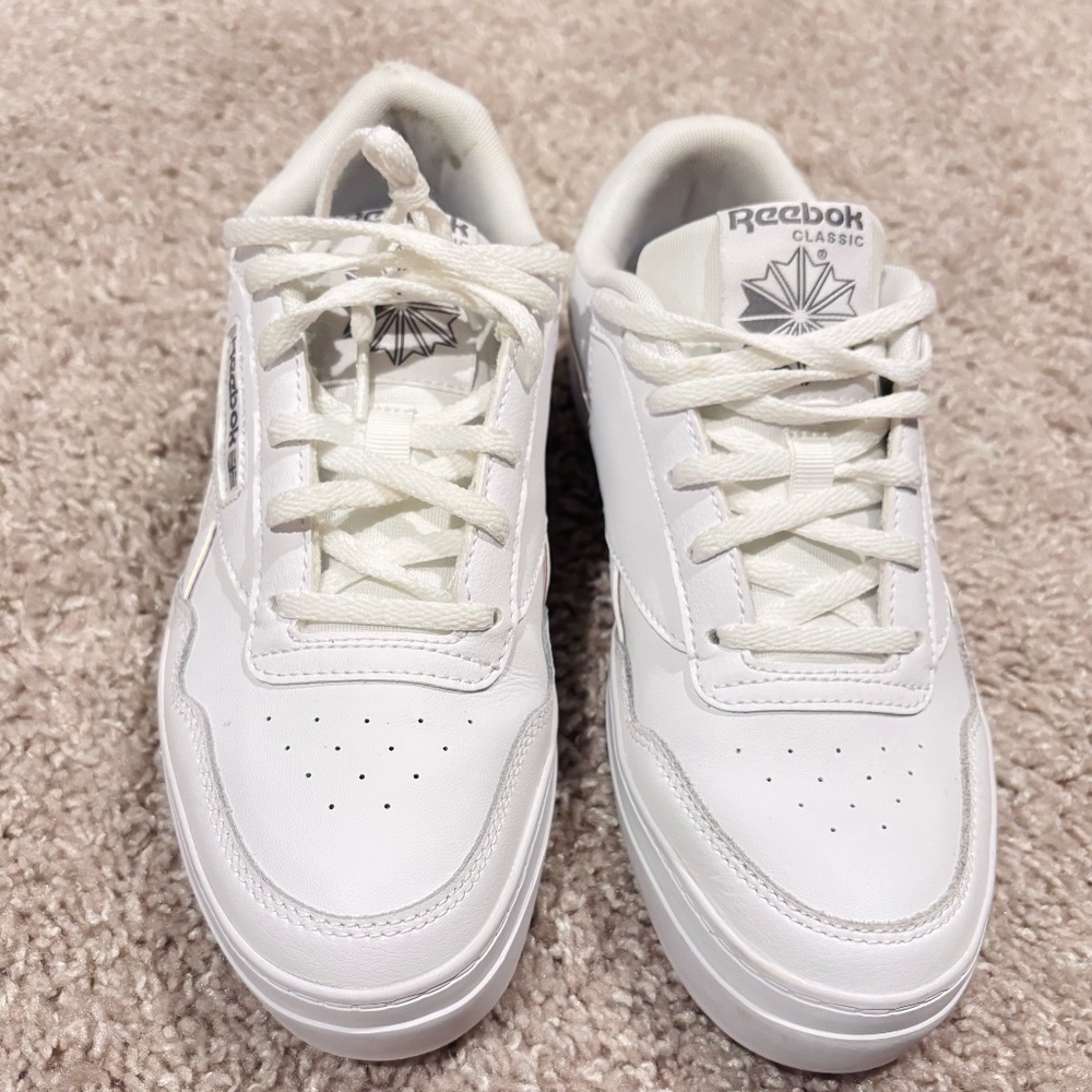 Reebok Sneaker G58127 Size 7.5